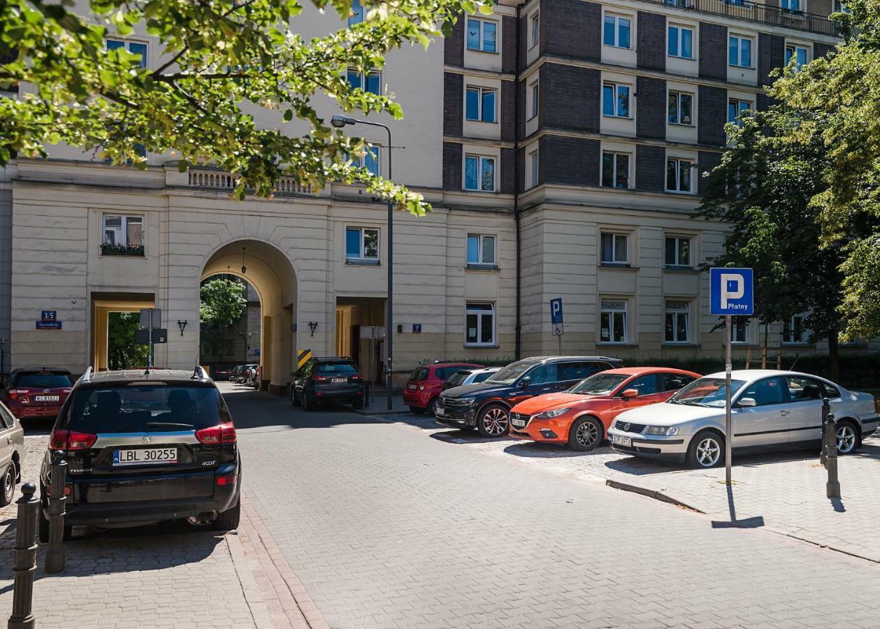 At The Fountain Apartment Varsavia Esterno foto